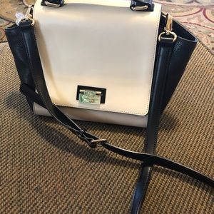 Kate Spade cream, Black and Tan Shoulderbag